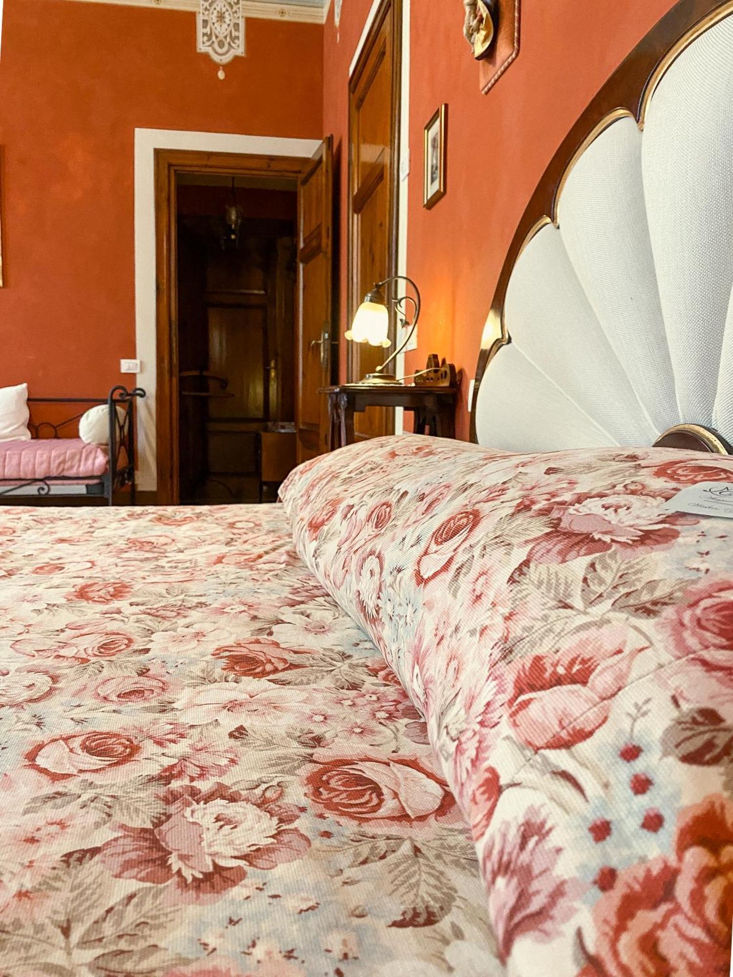 Marta Bed & Breakfast 2*
